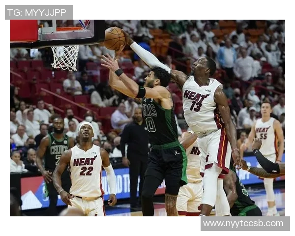 凯尔特人与热火对决解析：战术分析与球员表现的深度剖析