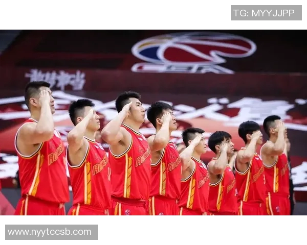 山东队与八一队精彩对决回顾分析赛场表现与战术布局